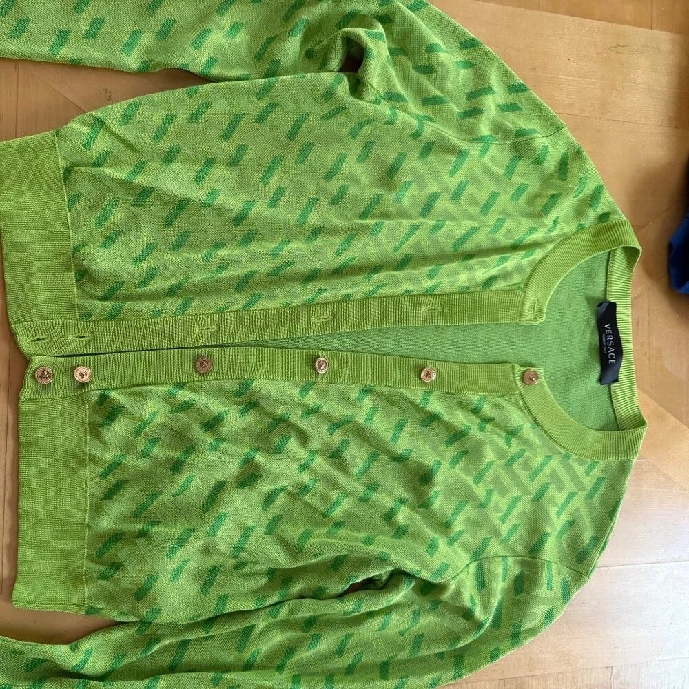 Versace Sweater - Picture 1 of 2